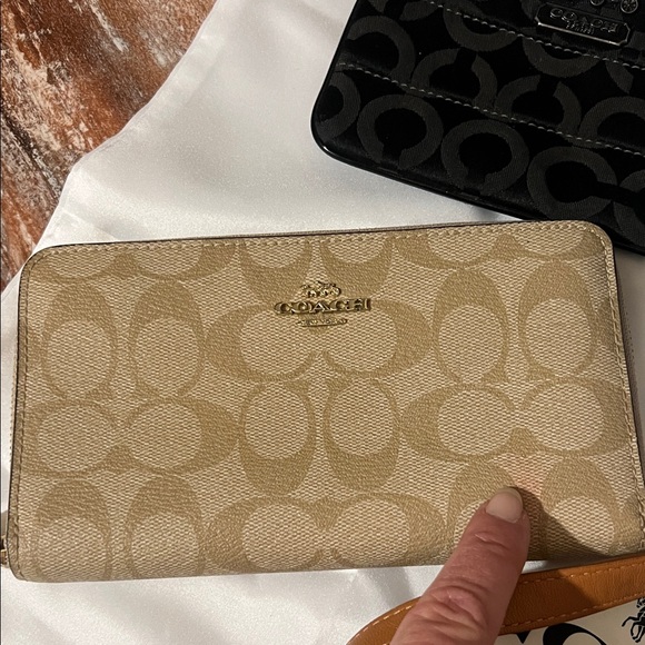 Coach Chelsea Bag Bundle - Picture 6 of 12